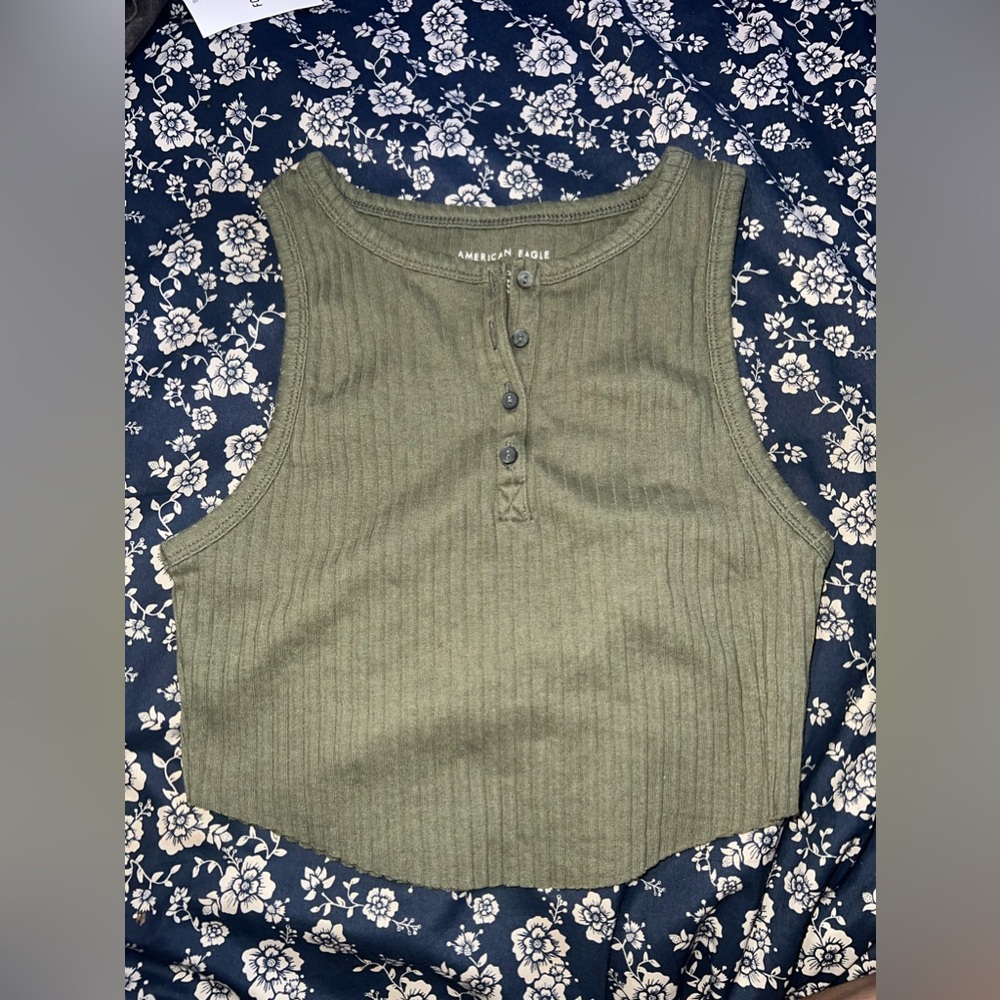 American Eagle knit crop top